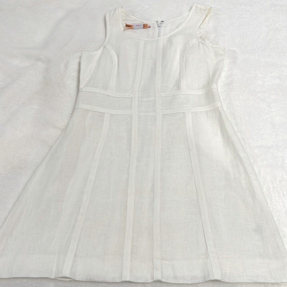 Island company dress